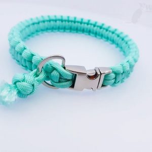 baby blue paracord 550 ogrlica