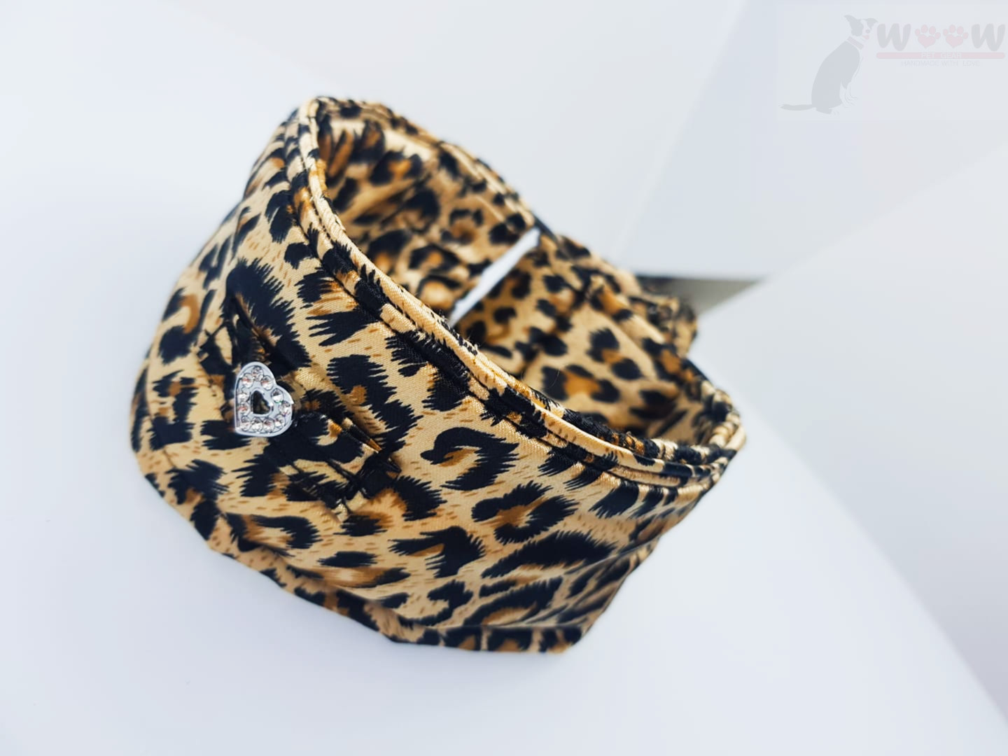 Lilly - Satenski ovratnik